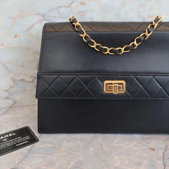 Authentic CHANEL 2.55 Trapezoid vintage black lambskin shoulder bag circa 1989 - Picture 1 of 16